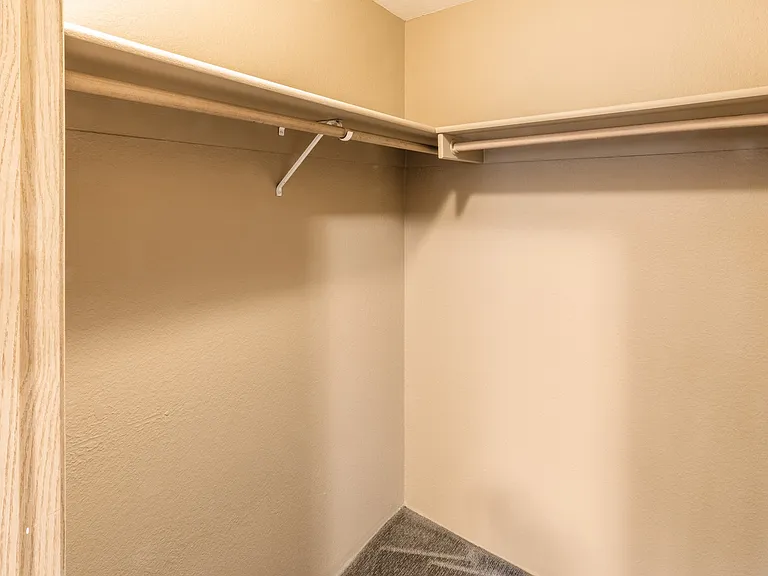 Graymayre Crossing Apartments — Photo 55