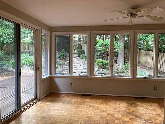 Family/Sun room & backyard