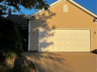 335 Village Dr, Independence, OH 44131