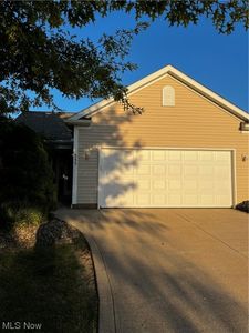 335 Village Dr, Independence, OH, 44131