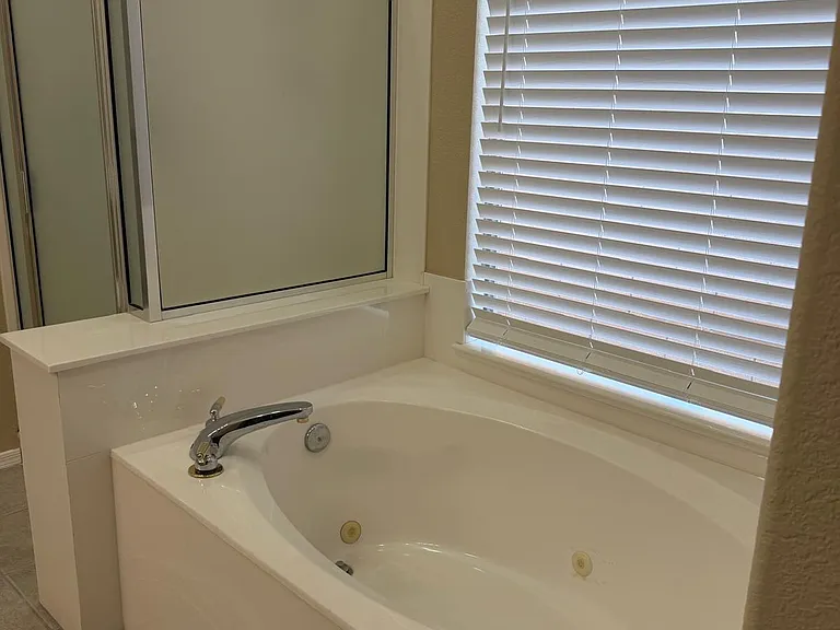 5434 W Saint John Rd — Photo 19