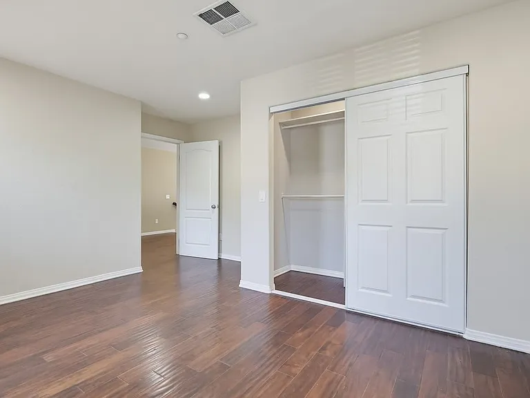 5187 Knollwood Way — Photo 35