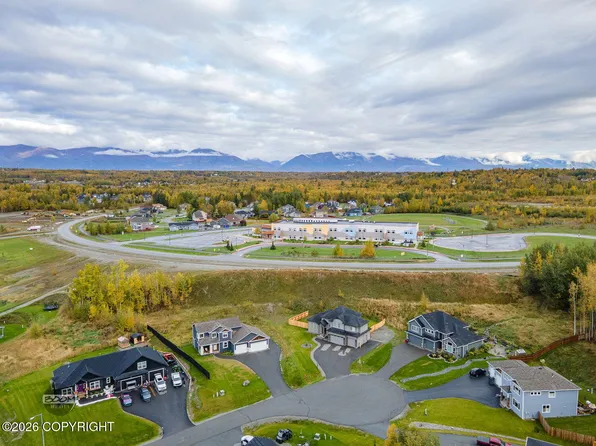 4949 E Chick Cir, Wasilla, AK 99654