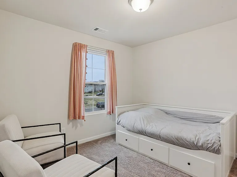 207 Mount Royal Ct — Photo 28