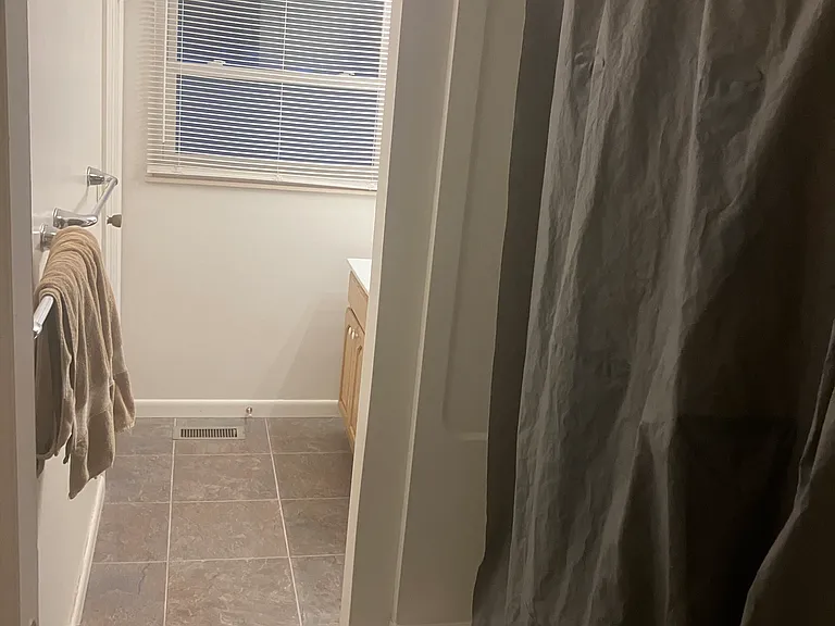 910 Rose St — Photo 11