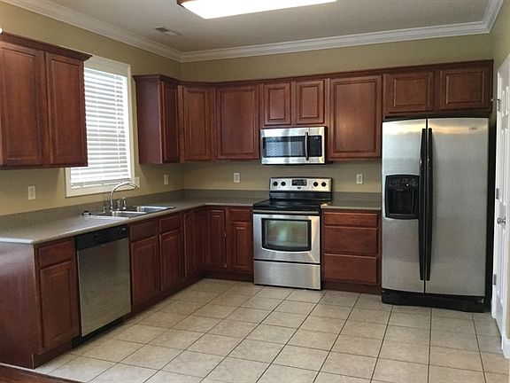 5th image of 1309 Wyoming Ln