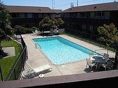4th image of 4305 N Pershing Ave APT 7