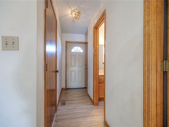5th image of 507 Pawnee St