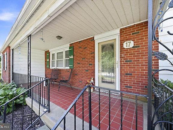 5th image of 17 Millwright Dr
