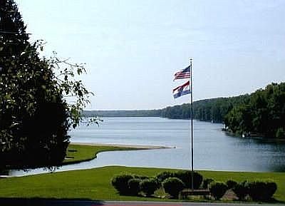 100 acre lake