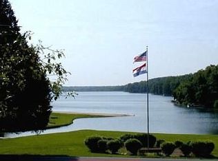 132 N Lake Dr, Hillsboro, MO 63050