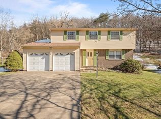 2544 Cole Rd, Wexford, PA 15090