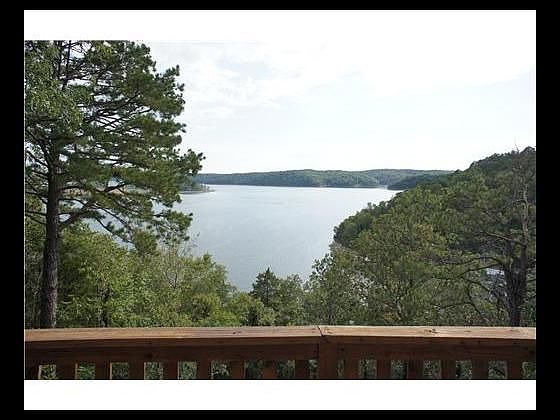 1st image of 8569 White Oak Dr