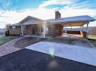 387 Sams Rd SE, Floyd, VA 24091