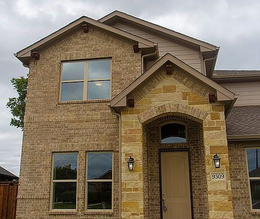 2nd image of 9309 Chimneywood Dr