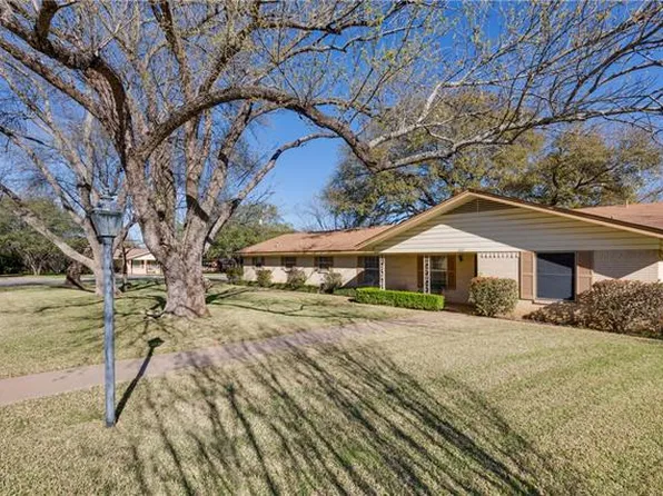 102 Shannon Ln, Georgetown, TX 78628