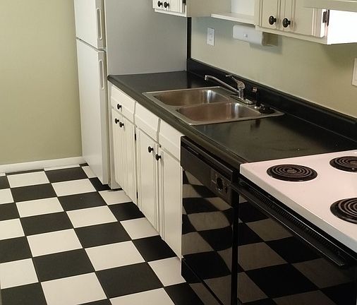 5th image of 1350 N Lafayette St APT 408