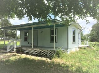 2499 Fm 1704 UNIT A, Elgin, TX 78621