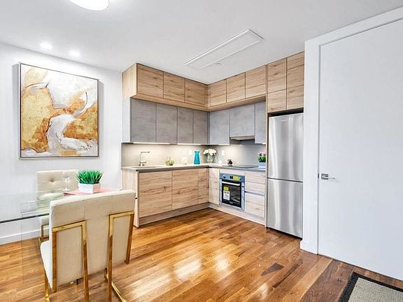 5th image of 269 Malcolm X Blvd #3R