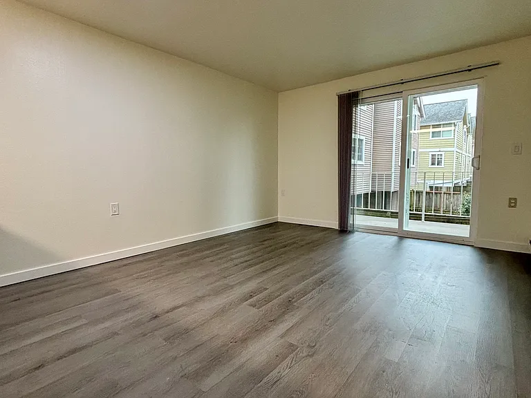 Olympic View Apartments — Photo 18