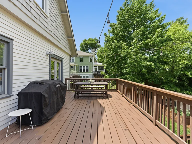 1315 Greenwood Ave — Photo 24