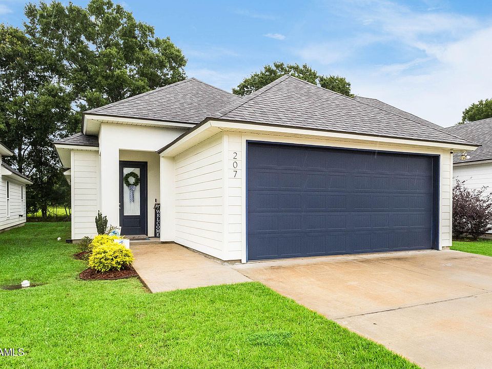 1st image of 207 Alpine Dr