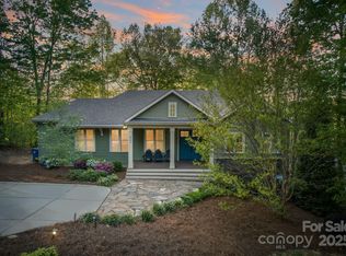 8086 Summit Ridge Dr, Catawba, NC 28609