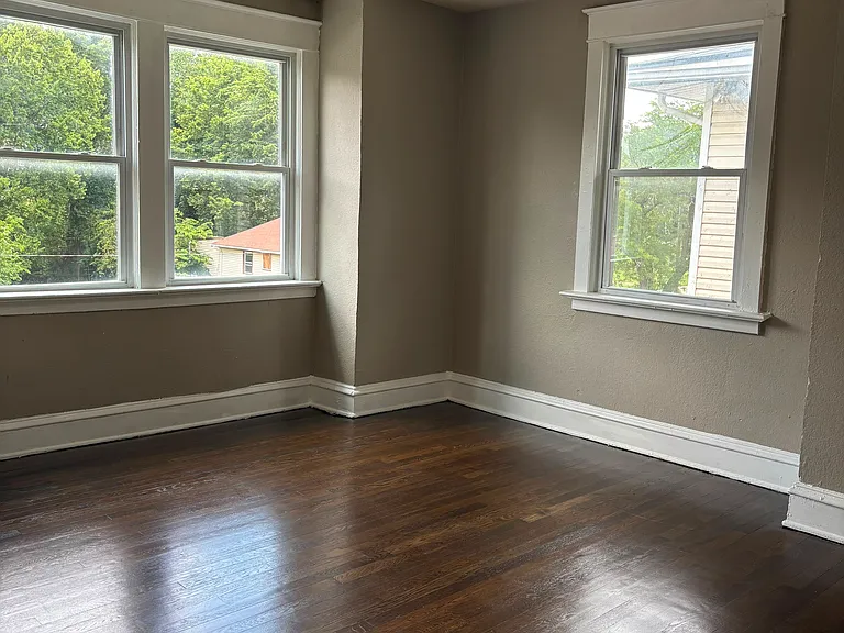 4423 Flora Ave — Photo 13