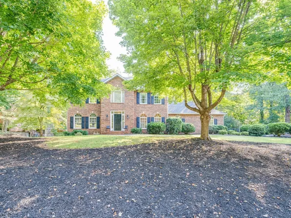 4740 John Scott Dr, Lynchburg, VA 24503