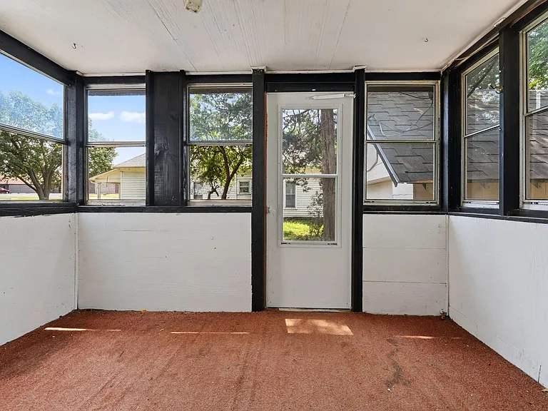 133 N Gorin St — Photo 15