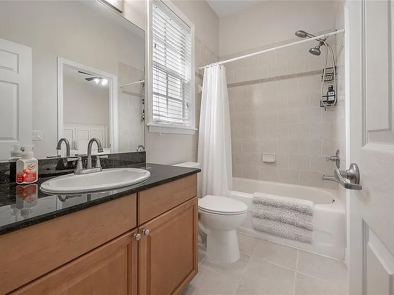 2920-2 Hansen Manor Ln — Photo 34