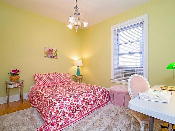 2nd image of 28 E 94th St #73