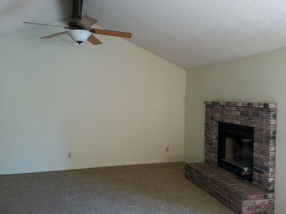4th image of 1843 E Solar Ave