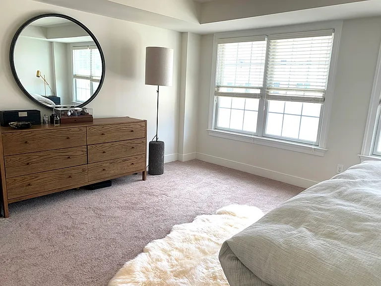 607 W Mulberry St — Photo 18