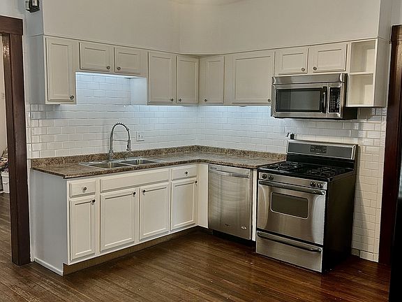 2nd image of 1567 Wagar Ave #1