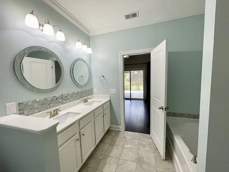 258 Wooden Wheel Ln — Photo 18