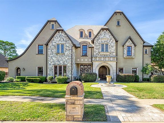 3rd image of 2205 Patterson Way
