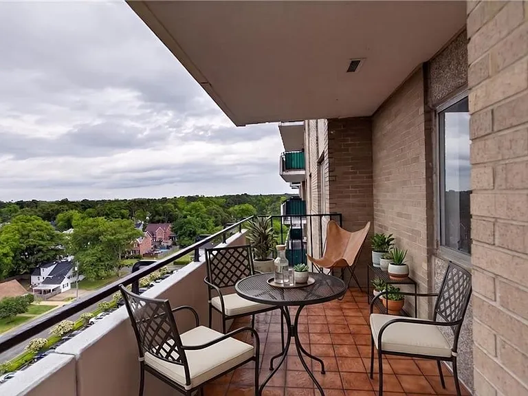7320 Glenroie Ave #10E — Photo 21