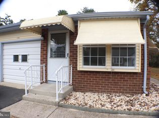 15 Maplewood Dr, Manchester Township, NJ 08759