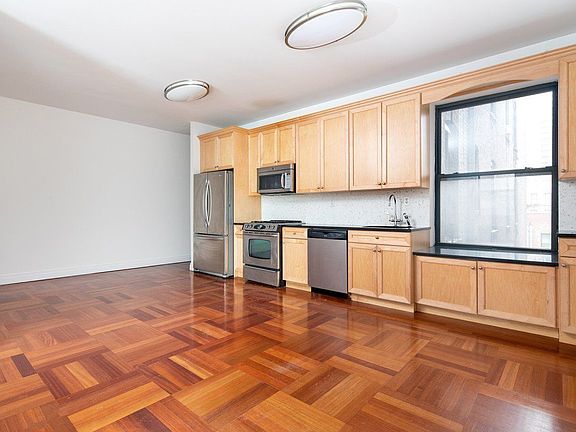 4th image of 607 W 137th St APT 2