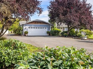 590 N Dunlap Ave, Sequim, WA 98382