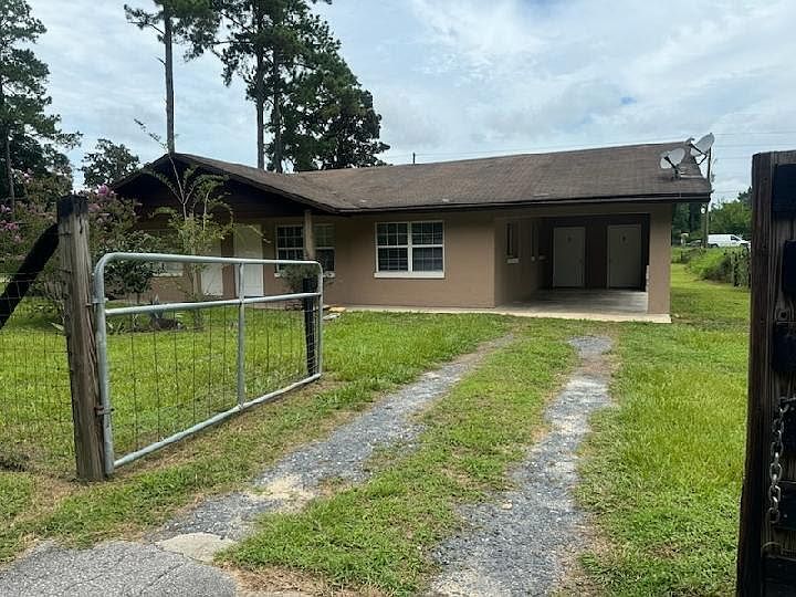 1st image of 4615 SE 135th Pl #1