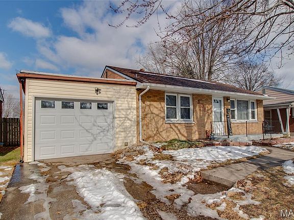 3rd image of 3017 Ramona Dr