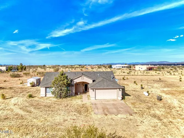 10293 White Wolf Run, Hereford, AZ 85615