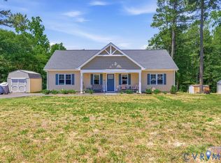 621 Horseshoe Rd, Jarratt, VA 23867