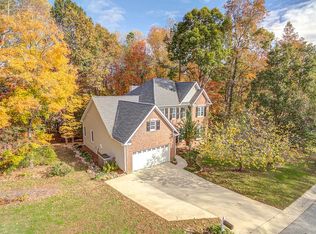 3145 Daingerfield Dr, Raleigh, NC 27616