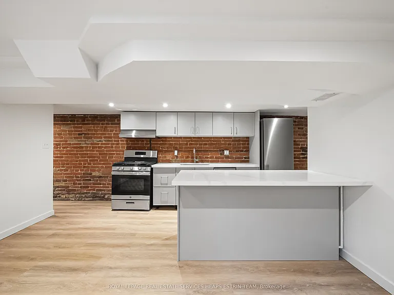 476 Euclid Ave #LOWER — Photo 11