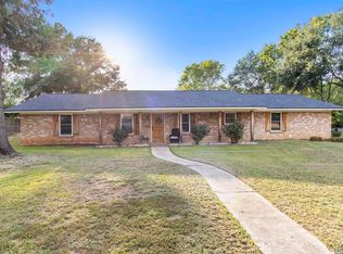 3395 Omie Dr, Longview, TX 75605