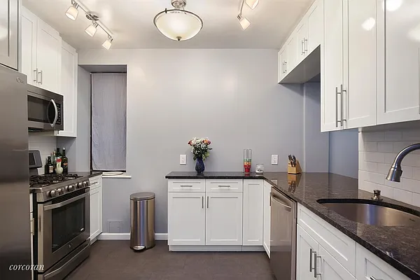 Sold by Corcoran | media 3