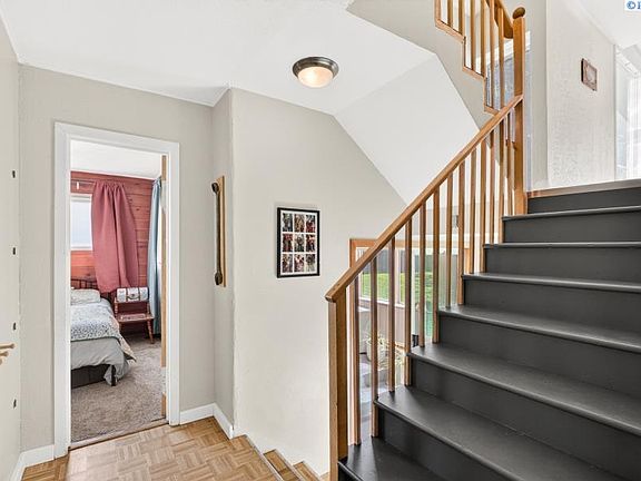 5th image of 120 SE Derby St